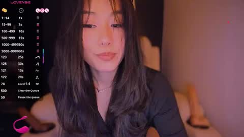 Snapshot of kimmy_chi chatting on 07-27-26, 06:15 Lo online show from 07-27-26, 06:15