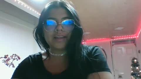 Snapshot of kimmy_kimmy_ chatting on 12-15-24, 10:58 Kimmy online show from 12-15-24, 10:58