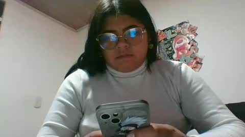 Snapshot of kimmy_kimmy_ chatting on 02-21-25, 10:04 Kimmy online show from 02-21-25, 10:04