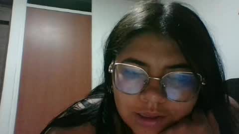 Snapshot of kimmy_kimmy_ chatting on 03-01-25, 01:00 Kimmy online show from 03-01-25, 01:00