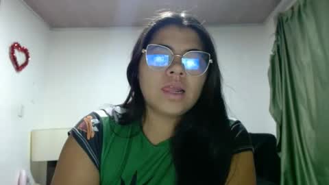 Snapshot of kimmy_kimmy_ chatting on 10-03-25, 03:25 Kimmy online show from 10-03-25, 03:25