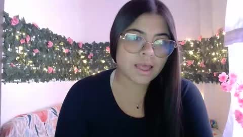 Snapshot of kimmy_kimmy_ chatting on 11-16-25, 09:31 Kimmy online show from 11-16-25, 09:31