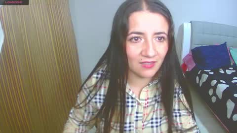 Snapshot of kimmy_naughty_ chatting on 02-10-25, 12:19 DAYANA online show from 02-10-25, 12:19