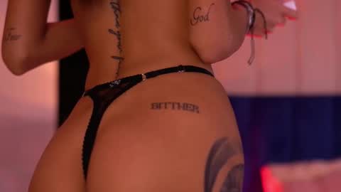 Kim online show from 12-15-25, 02:43