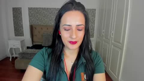 Kim online show from 10-07-25, 07:44