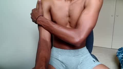 Isaac online show from 02-23-25, 03:13