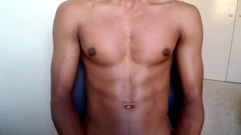 Isaac online show from 03-09-25, 03:22