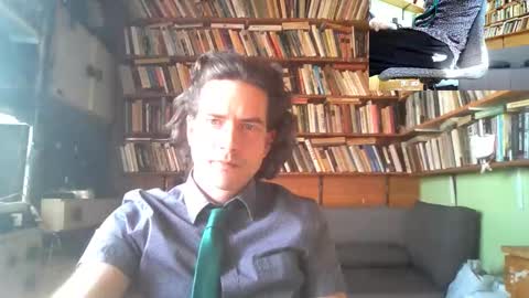 Snapshot of kindhate01 chatting on 02-25-26, 11:09 kindhate01 online show from 02-25-26, 11:09