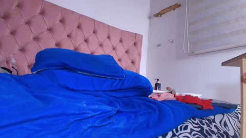 Bella online show from 01-25-25, 09:15