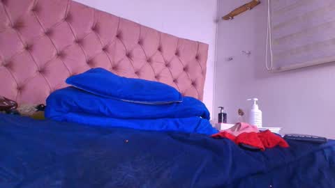 Bella online show from 01-28-25, 06:05