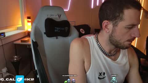 Snapshot of king_cal_ chatting on 12-08-24, 12:08 king_cal_ online show from 12-08-24, 12:08