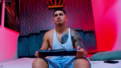 Angel Falconer online show from 09-23-25, 06:16