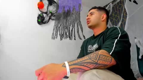 Angel Falconer online show from 10-14-25, 04:02