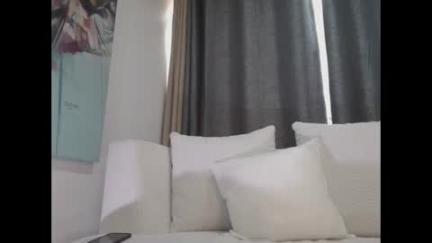 Angel Falconer online show from 02-12-26, 07:31