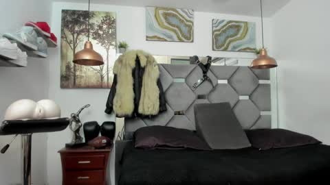 HOT MEN BLACK online show from 01-23-25, 06:56