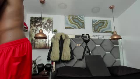 HOT MEN BLACK online show from 01-31-25, 12:51