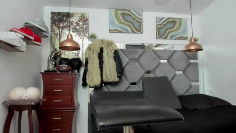 HOT MEN BLACK online show from 02-03-25, 07:00