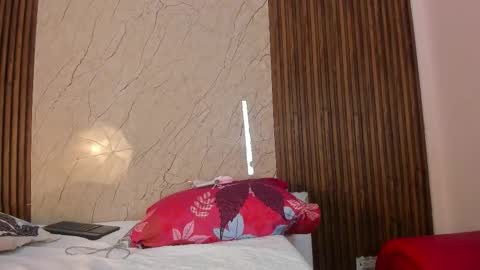 Snapshot of king_lovely_horny chatting on 11-07-25, 10:37 KING online show from 11-07-25, 10:37