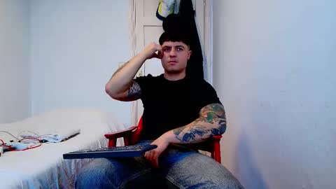 Snapshot of king_master_juan chatting on 11-20-25, 03:01 The Best Master online show from 11-20-25, 03:01