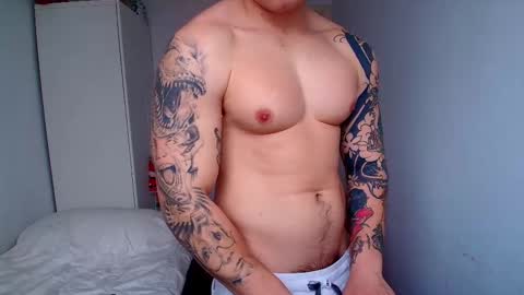 Snapshot of king_master_juan chatting on 02-20-26, 02:06 The Best Master online show from 02-20-26, 02:06