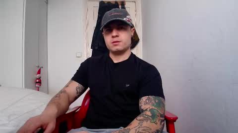 Snapshot of king_master_juan chatting on 02-21-26, 11:44 The Best Master online show from 02-21-26, 11:44