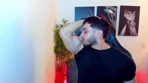 king_of_kings__ online show from 01-01-25, 10:35