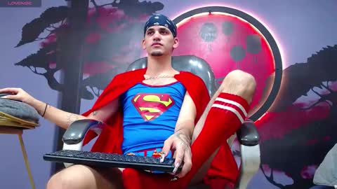 Snapshot of king_voy chatting on 10-31-25, 08:32 king voy online show from 10-31-25, 08:32