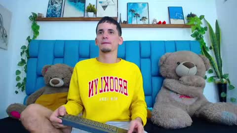 Snapshot of king_voy chatting on 02-05-26, 05:12 king voy online show from 02-05-26, 05:12