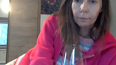 Snapshot of kingandprincess chatting on 08-06-26, 05:37 sexysexyhotwetpinkredpussy online show from 08-06-26, 05:37
