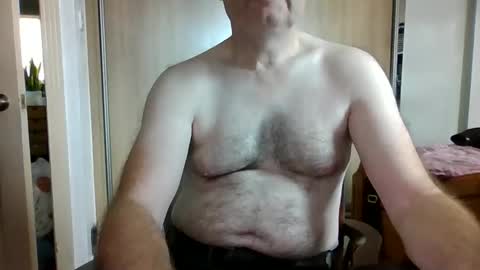 Snapshot of kingdonn1 chatting on 10-21-25, 12:28 Don online show from 10-21-25, 12:28