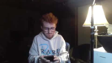 Snapshot of kingoffootfetish chatting on 01-15-25, 04:57 Master King Tommy online show from 01-15-25, 04:57