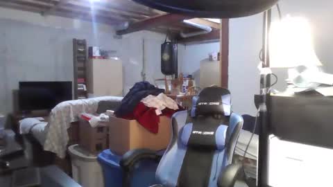 Snapshot of kingoffootfetish chatting on 01-26-25, 08:57 Master King Tommy online show from 01-26-25, 08:57