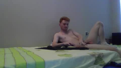 Snapshot of kingoffootfetish chatting on 02-11-25, 06:33 Master King Tommy online show from 02-11-25, 06:33