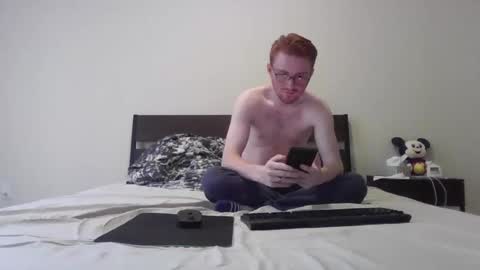 Snapshot of kingoffootfetish chatting on 03-11-25, 03:12 Master King Tommy online show from 03-11-25, 03:12