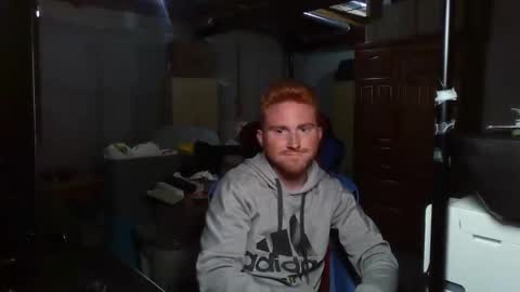 Snapshot of kingoffootfetish chatting on 09-10-25, 05:18 Master King Tommy online show from 09-10-25, 05:18