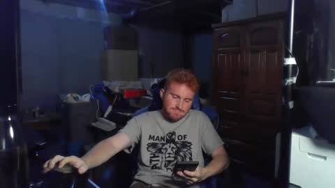 Snapshot of kingoffootfetish chatting on 09-13-25, 05:07 Master King Tommy online show from 09-13-25, 05:07