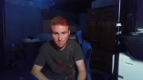 Snapshot of kingoffootfetish chatting on 09-18-25, 05:42 Master King Tommy online show from 09-18-25, 05:42