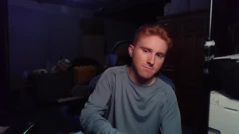 Snapshot of kingoffootfetish chatting on 11-24-25, 08:58 Master King Tommy online show from 11-24-25, 08:58