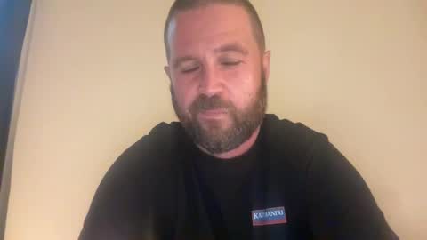 Snapshot of kingsizetease chatting on 03-04-25, 08:46 kingsizetease online show from 03-04-25, 08:46