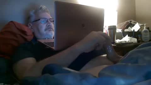 kingtongue10 online show from 02-23-25, 12:16