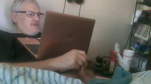 kingtongue10 online show from 02-07-26, 04:00