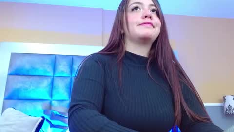  Issabella  online show from 10-12-25, 03:27