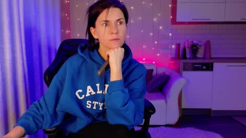 Snapshot of kinky_courtney chatting on 02-12-25, 12:27 Courtney online show from 02-12-25, 12:27