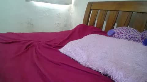 Snapshot of kinky_kaiya chatting on 10-01-25, 07:58 kaiya online show from 10-01-25, 07:58