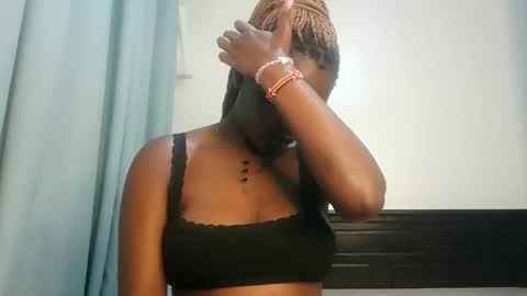 Lola online show from 01-09-26, 12:13