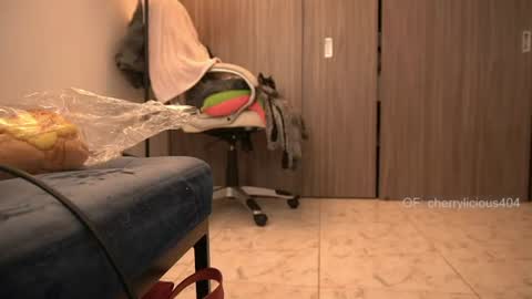 Snapshot of kinky_mj chatting on 07-20-26, 09:06 Mary your fav curly girl online show from 07-20-26, 09:06