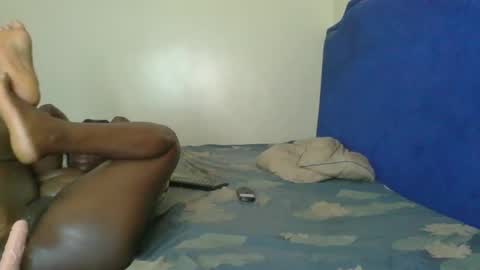 Snapshot of kinky_roey chatting on 02-09-25, 10:42 kinky_roey online show from 02-09-25, 10:42