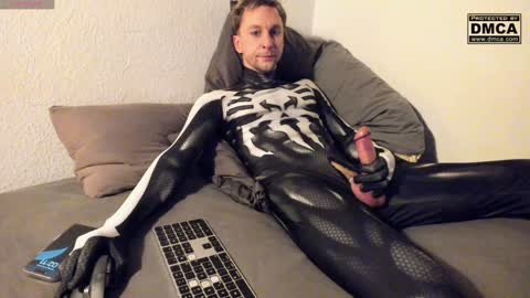 kinky_spidey online show from 12-16-24, 01:10
