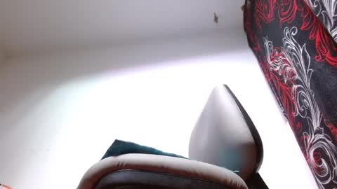 Snapshot of kinkybabies_ chatting on 02-02-25, 03:54 Mercury online show from 02-02-25, 03:54