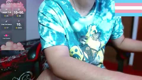 Snapshot of kinkybabies_ chatting on 11-09-25, 02:32 Mercury online show from 11-09-25, 02:32